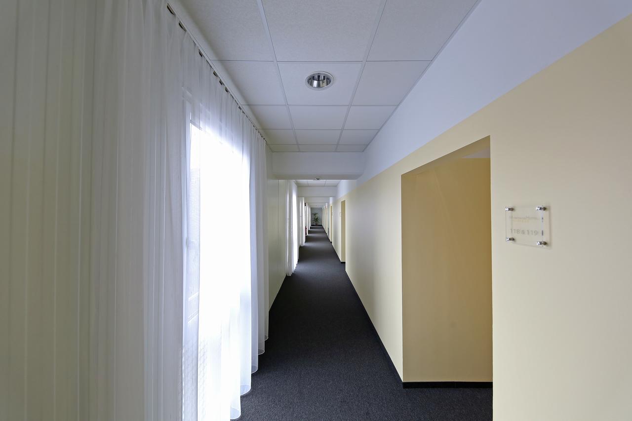 Business & City Linz Exterior photo